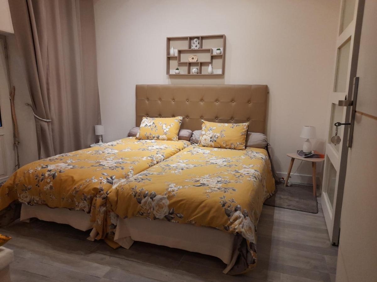 Bed and Breakfast Domaine Pastel Besson Exterior foto